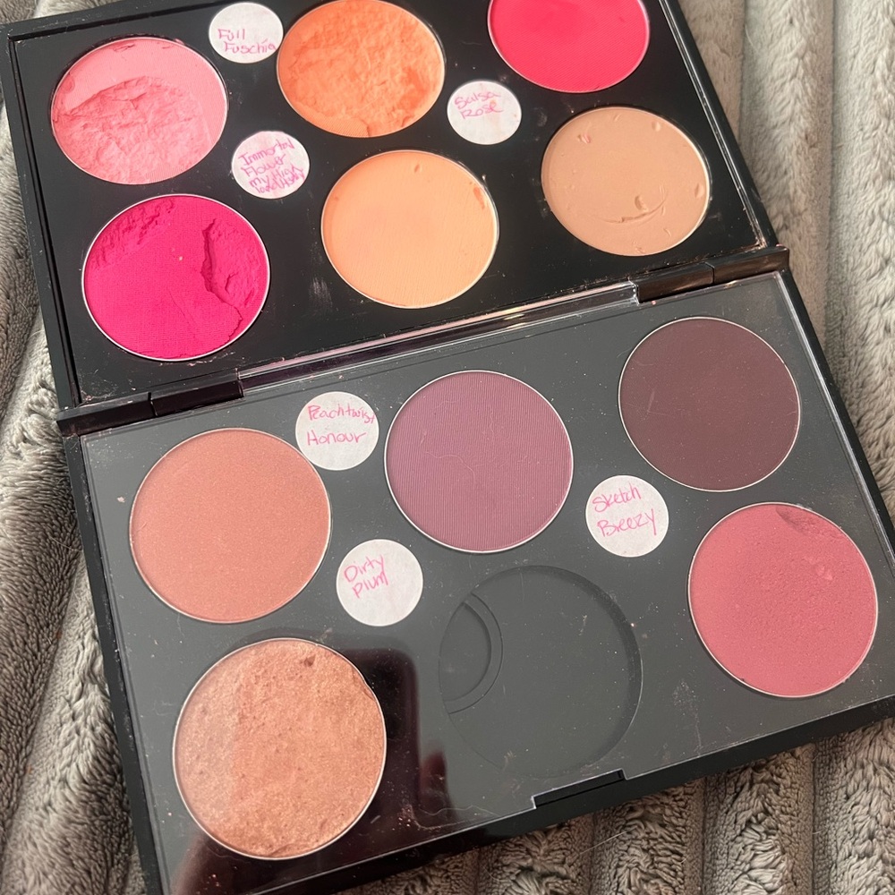 MAC Cosmetics Customized Blush Palette